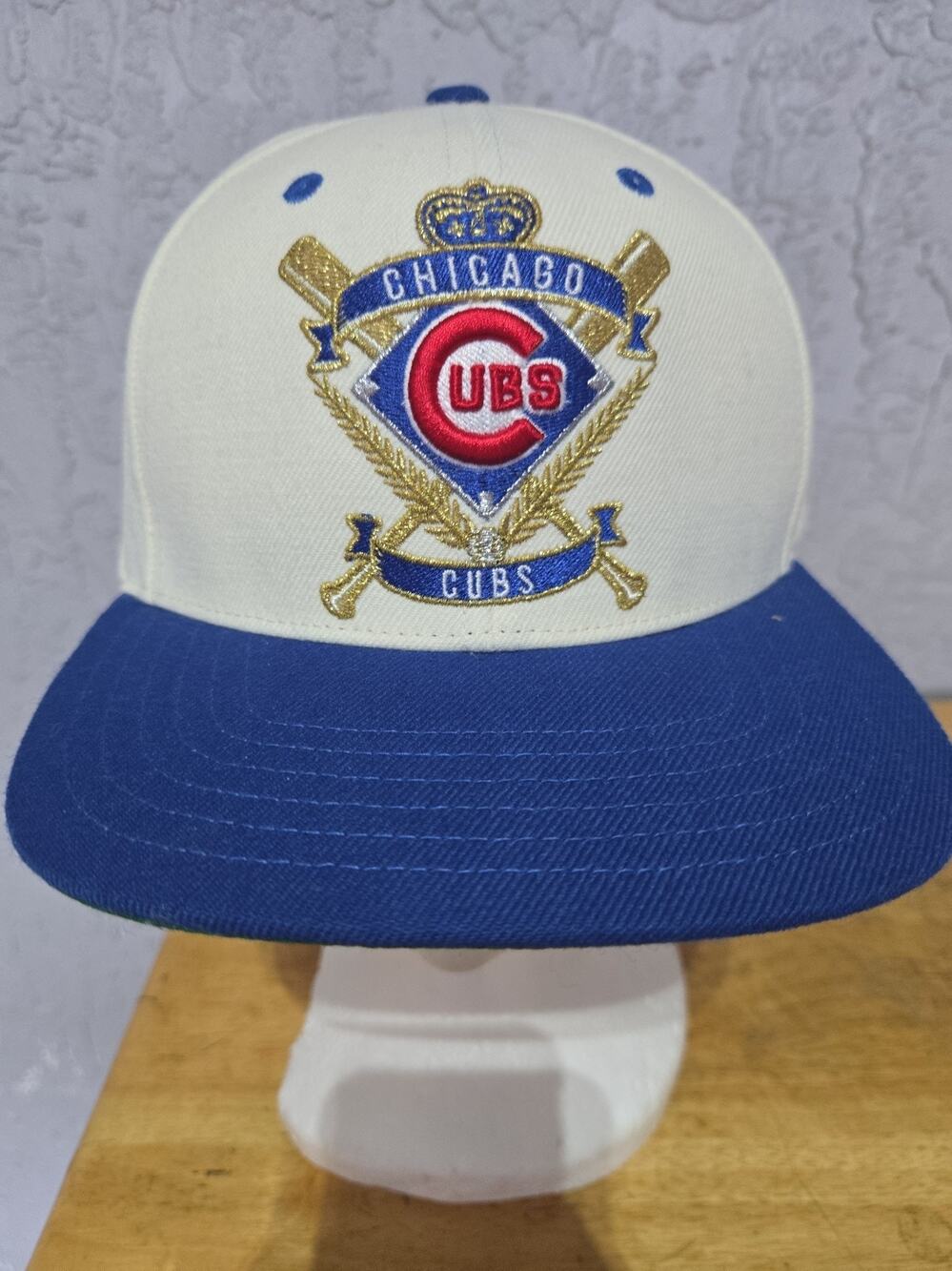 Vintage Chicago Cubs MLB Baseball Hat Snapback Crown Golden Pins